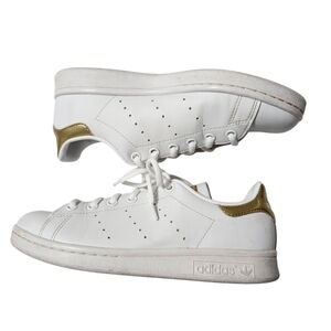 ADIDAS Originals Stan Smith Sneakers in White/Metallic Gold Size 5